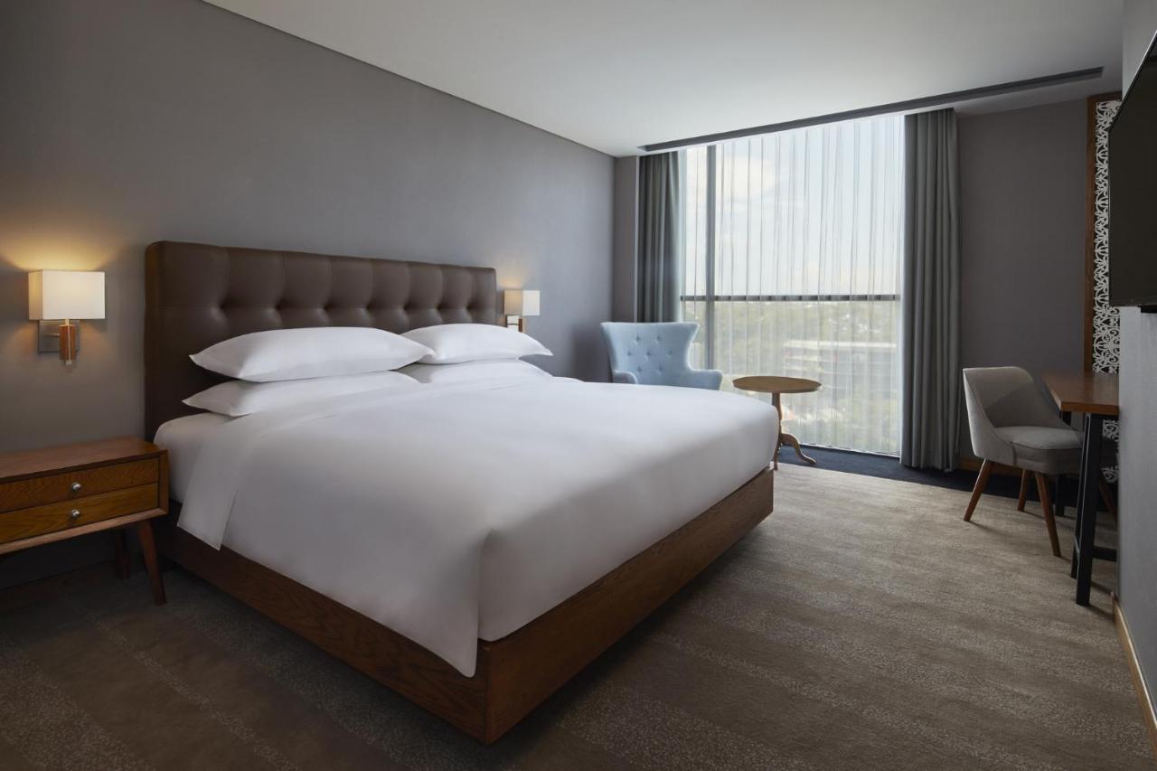 Four Points By Sheraton Balikpapan Екстер'єр фото